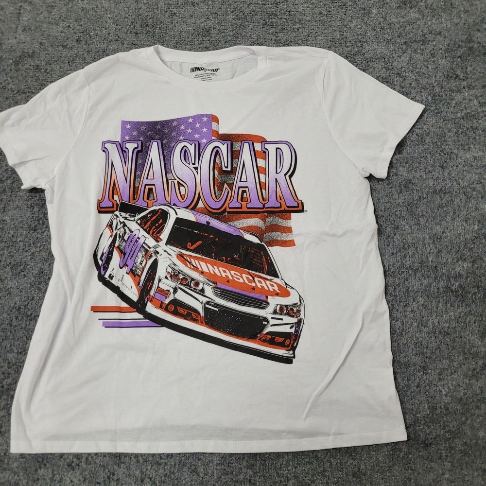 NASCAR T-shirt Womens Size 1X White Graphic Racing Car American Flag Tee